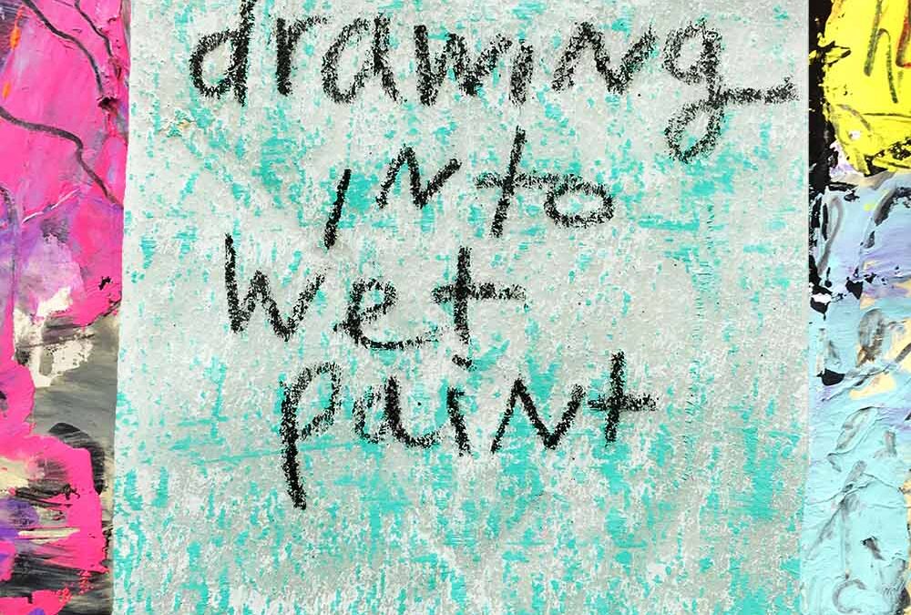Level up your art by drawing into wet paint